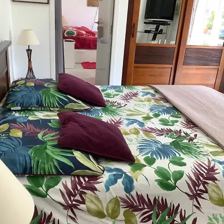 Bed & Breakfast De La Terre Blanche *